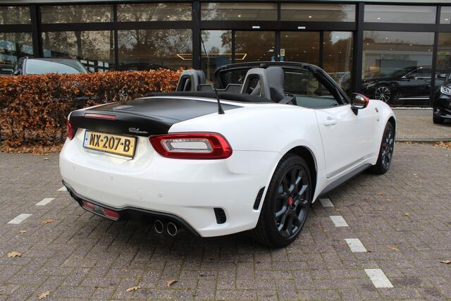 Abarth 124 Spider 1.4 Turbo | Rijklaar | NL-auto| 1e Eig | Stoelverw. | Bose | LED | Parkeersens. | Regensensor | Navi | Cruise | Leder