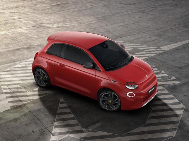 Abarth 500 500e Turismo 42 kWh | Camera | Clima | Apple Carplay | JBL Sound | Navi | 18" | Winter Pack