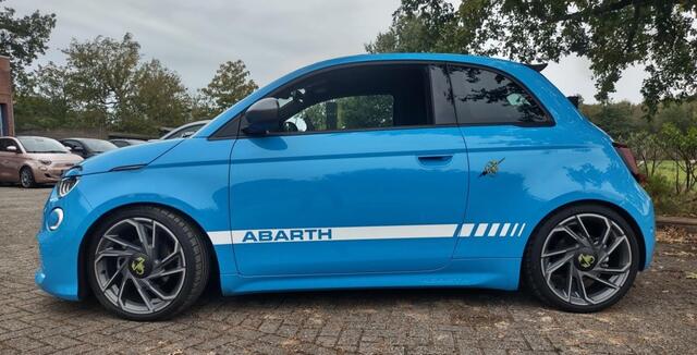 Abarth 500 scorpionissima- Cabrio-Verlaagd- Special!!