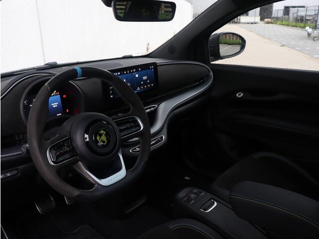 Abarth 500 500e Turismo 42 kWh | Pano | JBL | Navi | LED | Carplay | Winter