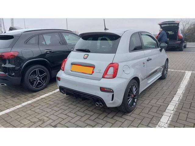 Abarth 595 1.4 T-JET 180PK COMPETIZIONE (500) Clima | Carplay/Android | Parkeersensoren