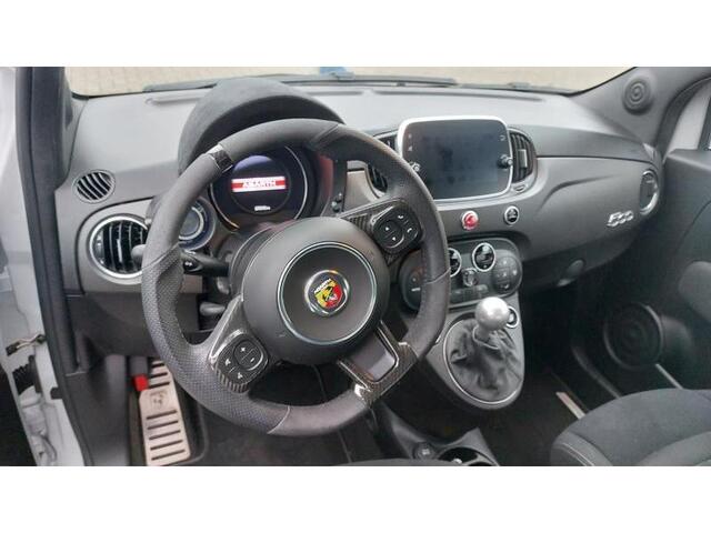Abarth 595 1.4 T-JET 180PK COMPETIZIONE (500) Clima | Carplay/Android | Parkeersensoren