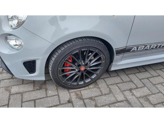 Abarth 595 1.4 T-JET 180PK COMPETIZIONE (500) Clima | Carplay/Android | Parkeersensoren