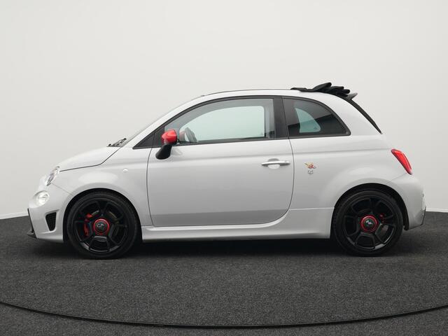 Abarth 595 Pista 165 pk Automaat Campovolo Grau | bi Xenon | Monza Sportuitlaat | Apple Carplay | Sportstoelen | G Force Indicator | 17"L.M | DAB | Parkpilot |