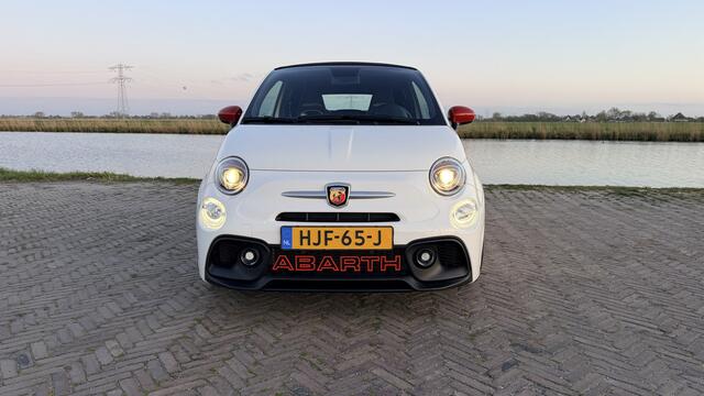 Abarth 595 595c MTA Turismo Pista 1.4 T-Jet Abarth MTA Turismo 165 pk Classico Pista F1 Unieke Abarth 595 MTA Cabriolet Leder bruin 17" Classic Abarth look
