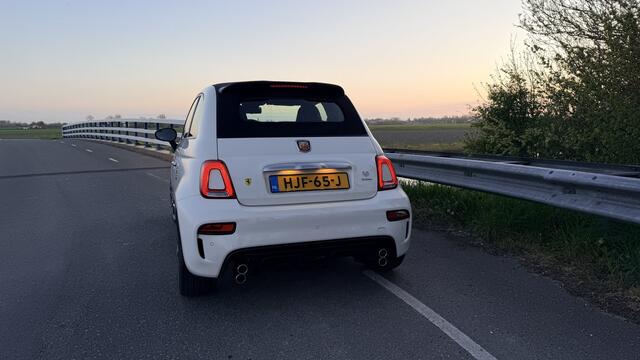 Abarth 595 595c MTA Turismo Pista 1.4 T-Jet Abarth MTA Turismo 165 pk Classico Pista F1 Unieke Abarth 595 MTA Cabriolet Leder bruin 17" Classic Abarth look