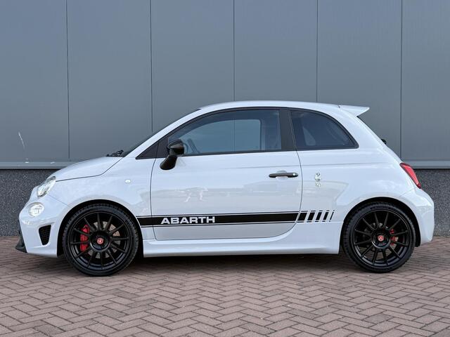 Abarth 595 1.4 T-Jet Esseesse 70th Anniversary BEATS | AKRA | CARBON