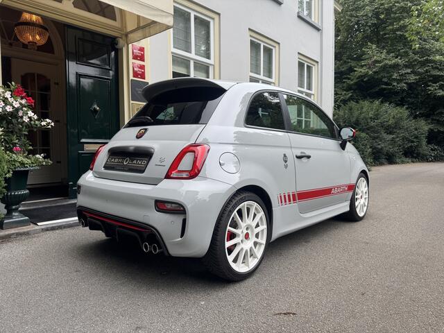 Abarth 595 1.4 T-Jet Competizione 70th Anniversary, Sabelt