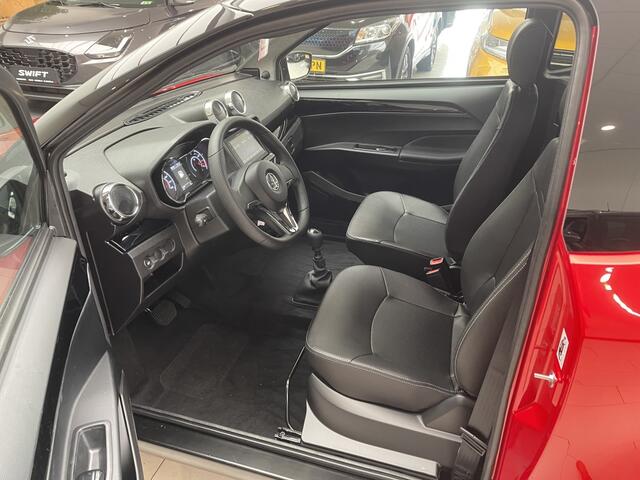 Aixam CITY Sport [ CAMERA I NAVI I APPEL CARPLAY / ANDROID AUTO I VERWARMING ]