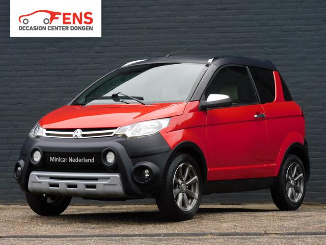 Aixam CROSSLINE Brommobiel Evo ACHTERUITRIJCAM! PARKEER SENSOREN! LM VELGEN! GETINT GLAS!