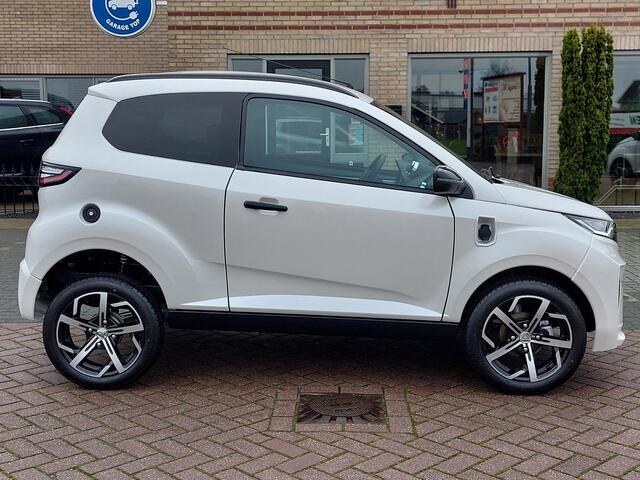 Aixam CROSSOVER e-Crossover Premium | Nieuw op voorraad | Standkachel | Dealer