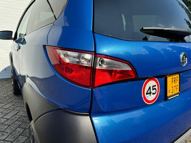 Aixam CROSSOVER Brommobiel Premium HOGE INSTAP | ACHTERCAMERA | LEDER |