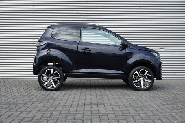 Aixam CROSSOVER Premium 45KM/H DIESEL AUTOMAAT | HOOG MODEL | CAMERA | LEER!