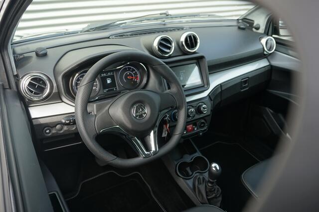 Aixam CROSSOVER Premium 45KM/H DIESEL AUTOMAAT | HOOG MODEL | CAMERA | LEER!