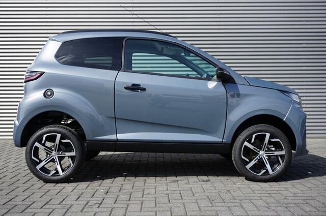 Aixam CROSSOVER Premium 45KM/H | SUPER LUXE | HOGE ZIT | ¤ 1.049,- KORTING