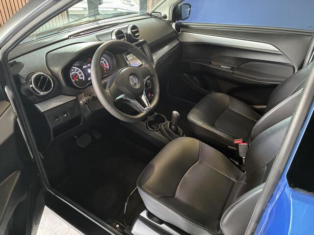 Aixam CROSSOVER Premium Emotion, hoge instap