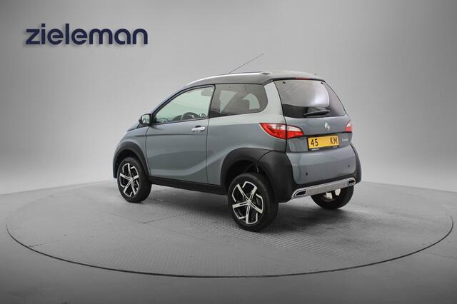 Aixam CROSSOVER dCi Highline Sport - 2022 - 6.707 Km - Camera, Leer, Parkeersensoren