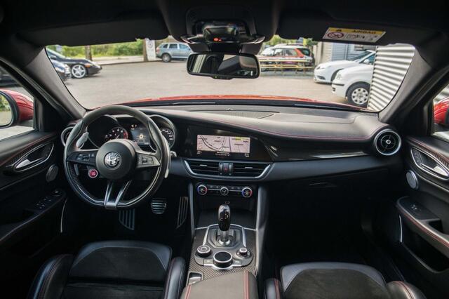 Alfa Romeo GIULIA 2.9 V6 Quadrifoglio My2019 Carplay HenK Rosso Competizione
