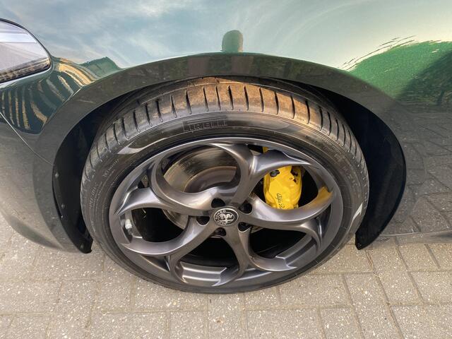 Alfa Romeo GIULIA 2.0 T AWD Veloce Verde Visconti Harman Kardon! Adaptieve schokdempers!