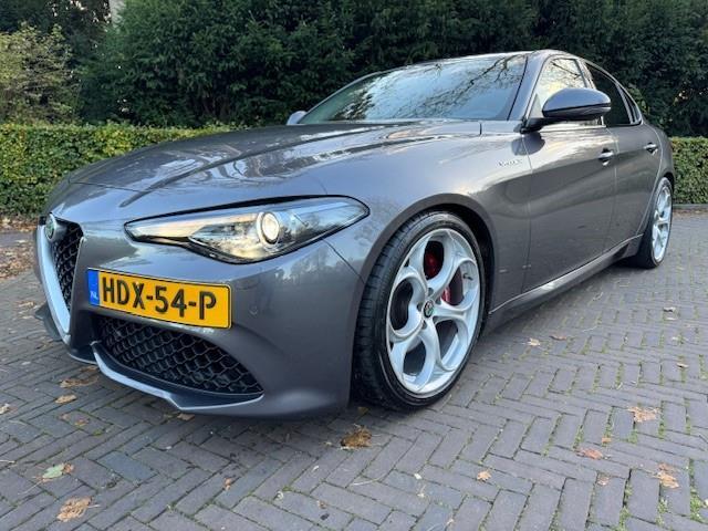 Alfa Romeo GIULIA 2.0T AWD Q4 VELOCE/ACRUISE/NAV/XENON/LED