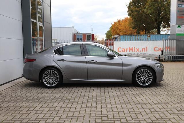 Alfa Romeo GIULIA 2.0T SUPER/ORIG.NL/BI-XENON AD./HARMAN KARDON/LEER/18