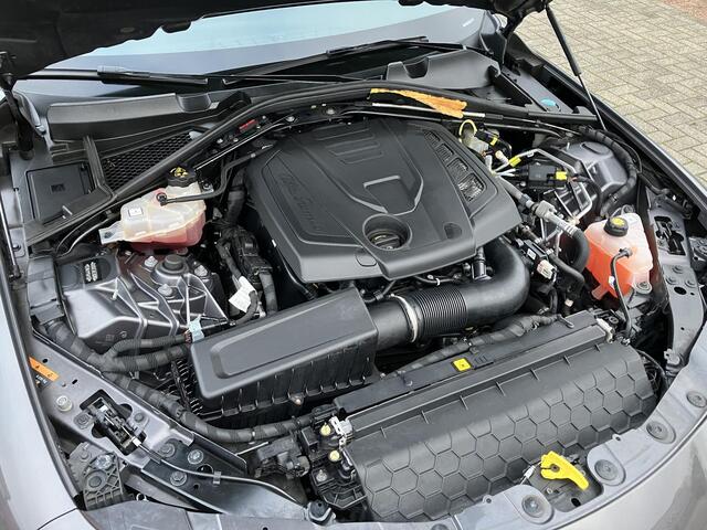 Alfa Romeo GIULIA 2.0T Super | BTW Auto, interessant voor ondernemers| | Uitmuntende staat |