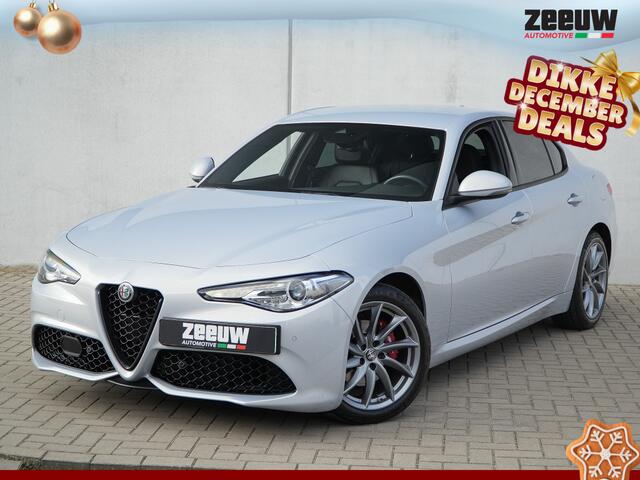 Alfa Romeo GIULIA 2.0 Turbo 200 PK Sprint | Veloce | Navi | Carplay | Driver | 18"