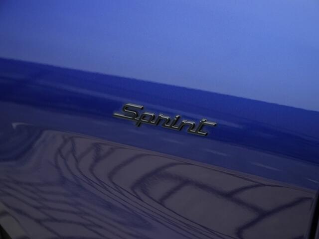 Alfa Romeo GIULIA 2.0 Turbo 200 PK Sprint | Veloce | Carplay | Navi | Leder | 19"