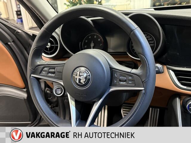 Alfa Romeo GIULIA 2.0T Super