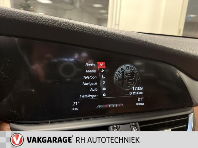 Alfa Romeo GIULIA 2.0T Super