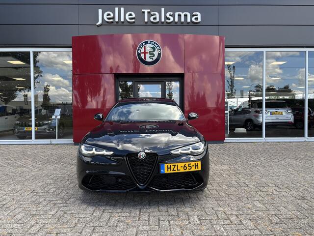 Alfa Romeo GIULIA 2.0T 280 AWD Veloce | 19" Velgen | Panoramadak | Adas 2 | Carplay en Android Let op auto niet altijd aanwezig