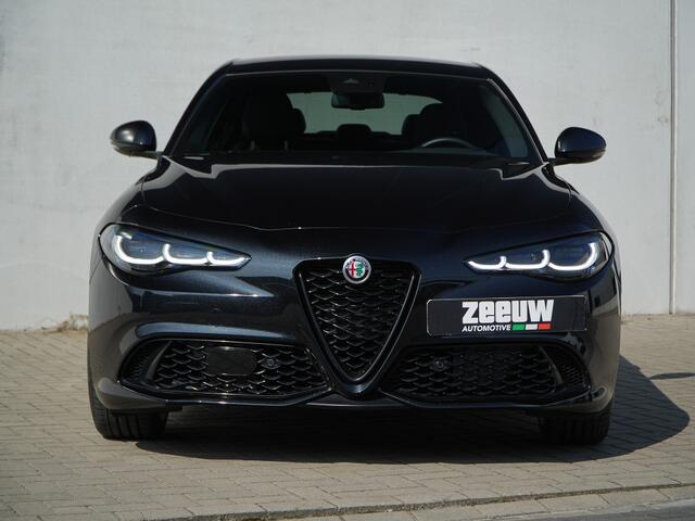 Alfa Romeo GIULIA 2.0 Turbo 280 PK Competizione Q4 AWD | Pano | Veloce | 19"