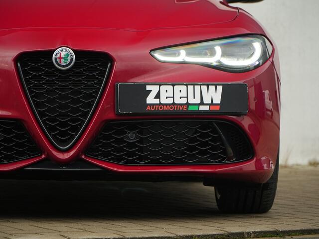 Alfa Romeo GIULIA 2.0 Turbo 280 PK Competizione Q4 AWD | Pano | Veloce | 19"