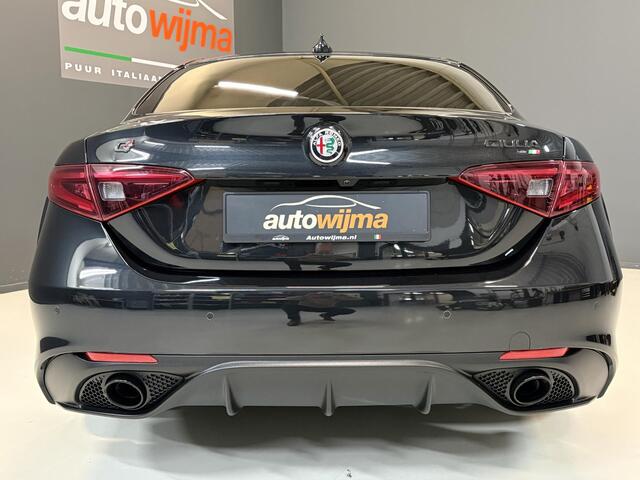 Alfa Romeo GIULIA 2.0 Turbo 280pk Automaat Q4 Estrema Unieke Uitvoering! Alle Opties!