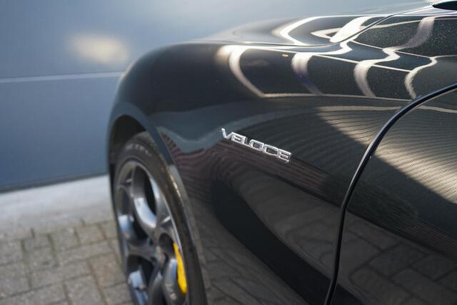 Alfa Romeo GIULIA 2.0 T AWD Veloce