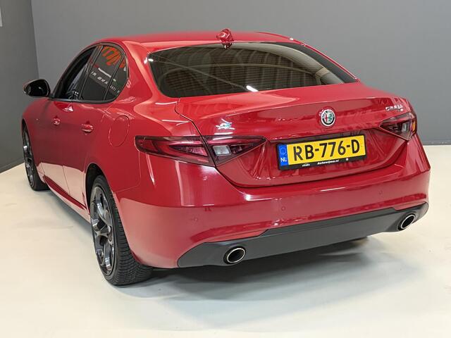 Alfa Romeo GIULIA 2.2 Jtd 180pk AE Automaat 19 Inch L.M. velgen, DAB audio, Navigatie
