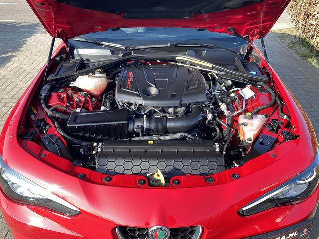 Alfa Romeo GIULIA 2.0 T AWD Veloce Rossa Alfa - Cognac Veloce interieur - 19 QV velgen