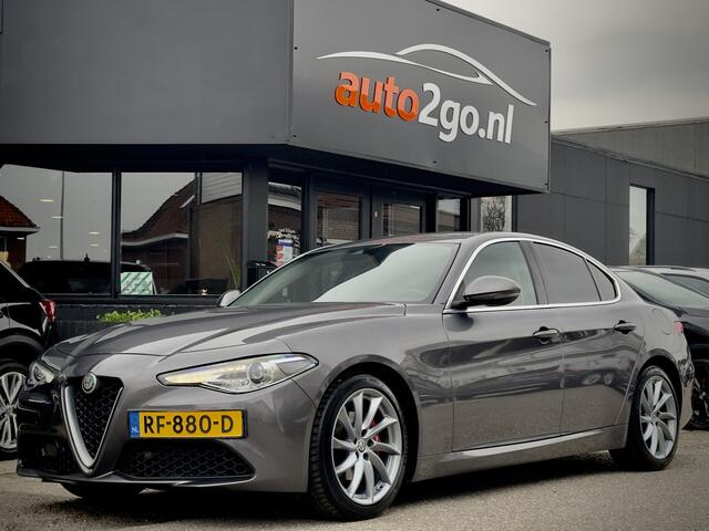 Alfa Romeo GIULIA 2.2 AUT8 SUPER 180PK LEDER NAVI AIRCO LED LMV PDC