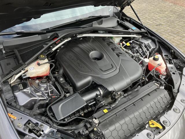 Alfa Romeo GIULIA 2.2 Eco Business Super | Squadra tuning gechipt | Bomvol uitgerust |