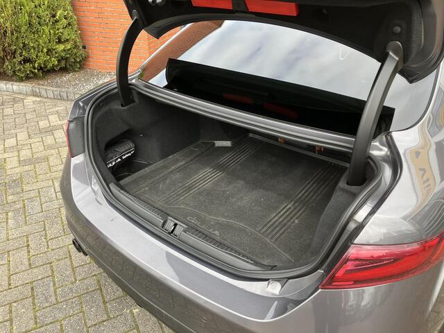 Alfa Romeo GIULIA 2.2 Eco Business Super | Squadra tuning gechipt | Bomvol uitgerust |