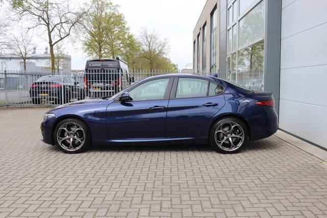 Alfa Romeo GIULIA 2.0T SPRINT/VELOCE.INT/STOEL.STUUR.VERW/ADAP.CRUISE/19
