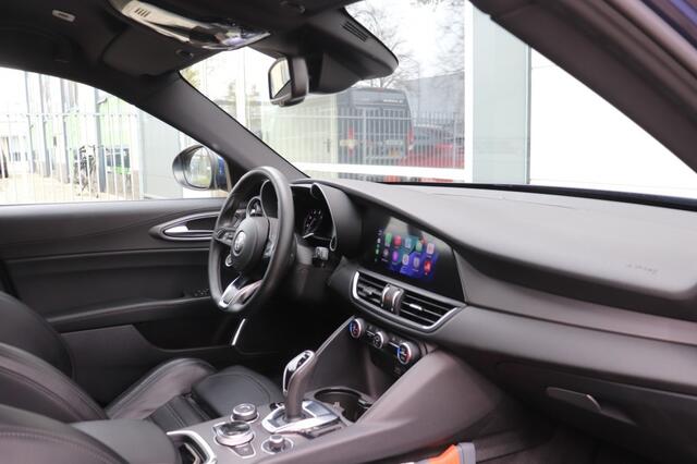 Alfa Romeo GIULIA 2.0T SPRINT/VELOCE.INT/STOEL.STUUR.VERW/ADAP.CRUISE/19