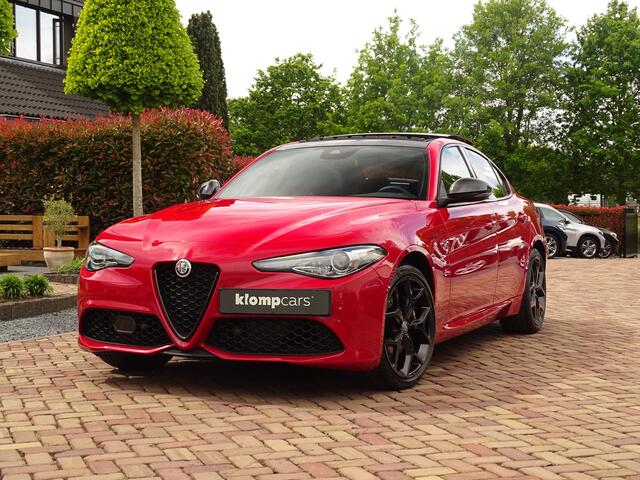 Alfa Romeo GIULIA 2.0 T Veloce AWD | Schuifdak | Ad.Susp. | Harman Kardon | Full options!