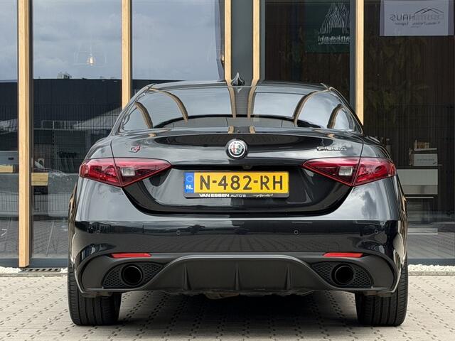 Alfa Romeo GIULIA 2.0 T AWD Veloce
