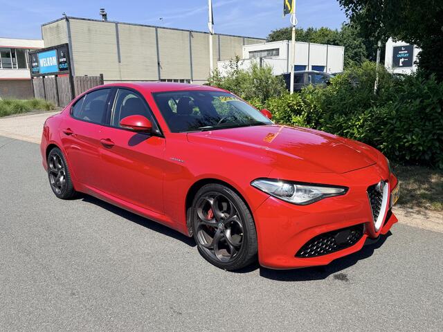 Alfa Romeo GIULIA 2.0T Q2 Veloce 310PK AutomaatoLederoNavi