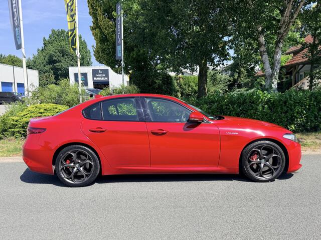 Alfa Romeo GIULIA 2.0T Q2 Veloce 310PK AutomaatoLederoNavi