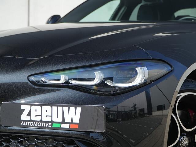 Alfa Romeo GIULIA 2.0 Turbo 280 PK Competizione Q4 AWD | Harman | Veloce | 19"
