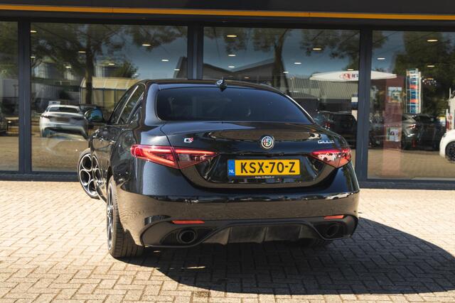 Alfa Romeo GIULIA 2.0 T Veloce AWD H&K / ADAS 2 / LEDER DASH / ACC
