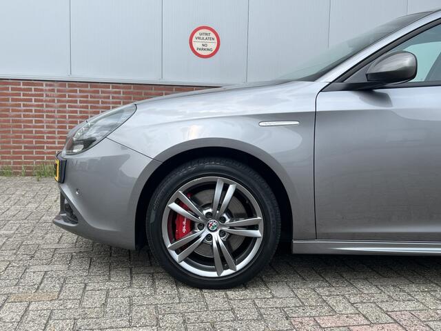Alfa Romeo GIULIETTA 1.4 MultiAir Super | Pack Veloce & Comfort | PDC | Clima