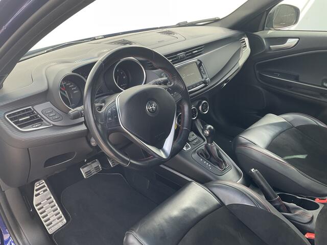 Alfa Romeo GIULIETTA 1.750 Turbo 241pk Veloce Automaat Carplay Sport-Stoelen Nav/Cruise Voll.Onderhouden!